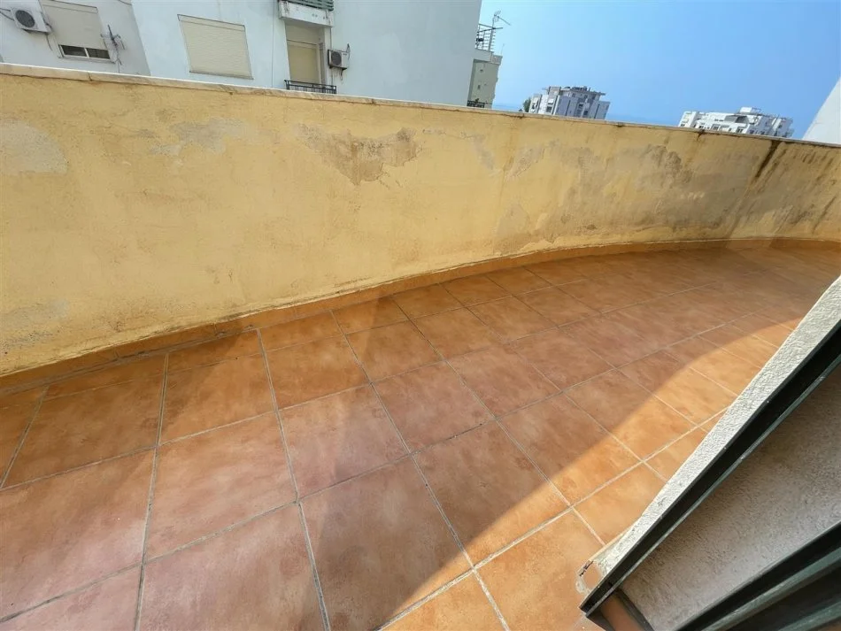 Durres, shitet apartament 1+1+Ballkon Kati 5, 65 m² 64.000 € (Iliria, Plepa)