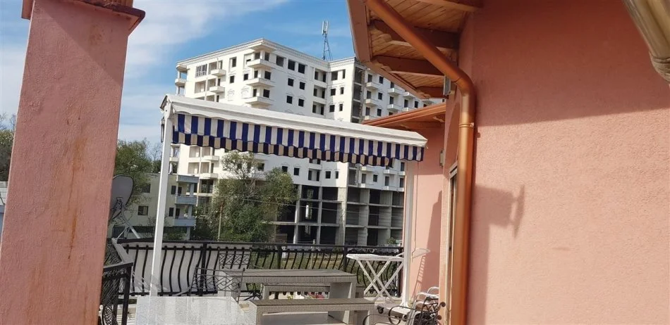 Durres, shitet Vile 3 Katshe Kati 3, 480 m² 335.000 € (Iliria, Plazh)