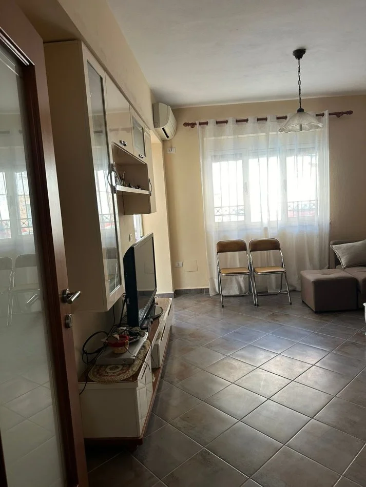 Durres, shitet apartament 2+1+Ballkon Kati 1, 96,19 m² 98.000 € (OKAZION; Qender, Durres)