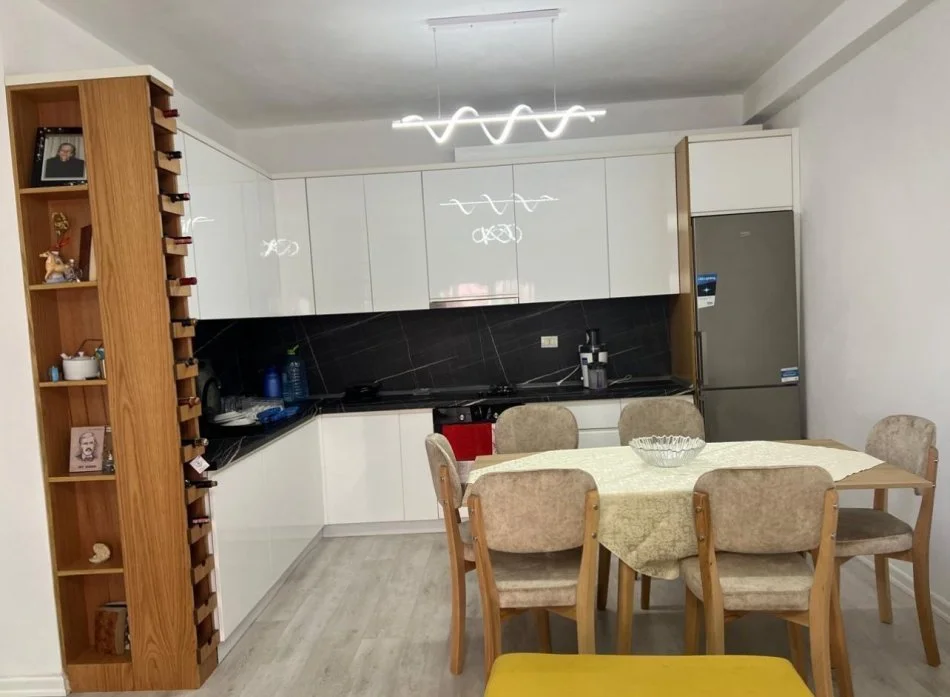 Durres, shitet apartament 1+1 Kati 4, 70 m² 113.300 € (Rrota Kuqe, Plazh)