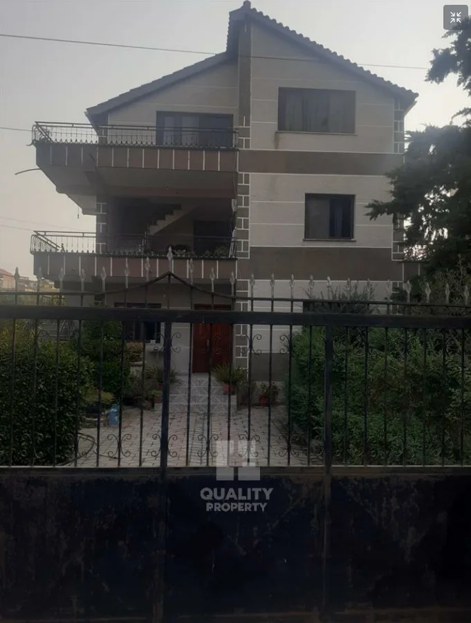 Durres, shitet shtepi 3 Katshe Kati 3, 130 m² 200.000 € (Plazh, Durres)