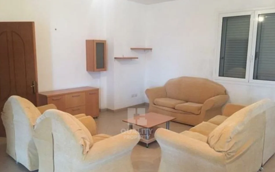 Durres, jepet me qera Vile 2+1 Kati 2, 250 m² 450 € (Arapaj, Durres)