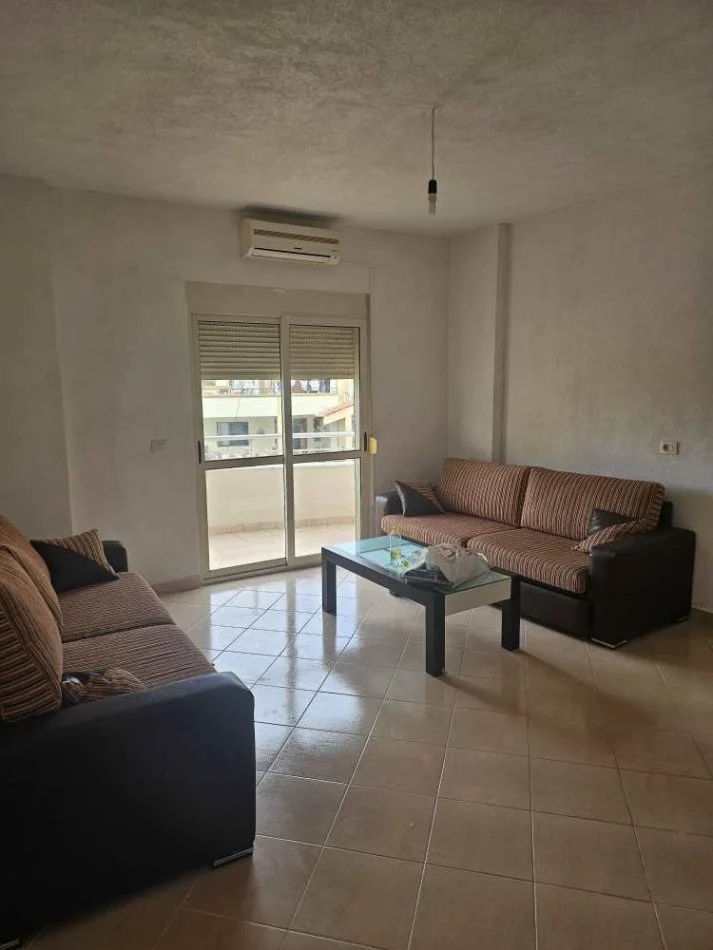 Durres, shitet apartament 1+1+Ballkon Kati 3, 68 m² 82.000 € (Shkembi Kavajes, Durres)