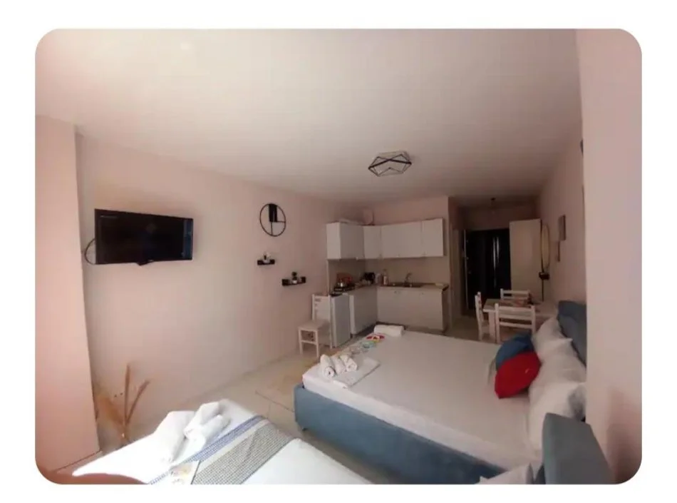 Durres, jepet me qera garsonier 1+1 Kati 5, 32 m² 250 € (Plazh, Durres)