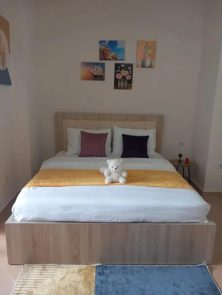 Durres, jepet me qera garsonier 1+1 Kati 3, 42 m² 250 € (Rrota Kuqe, Plazh)