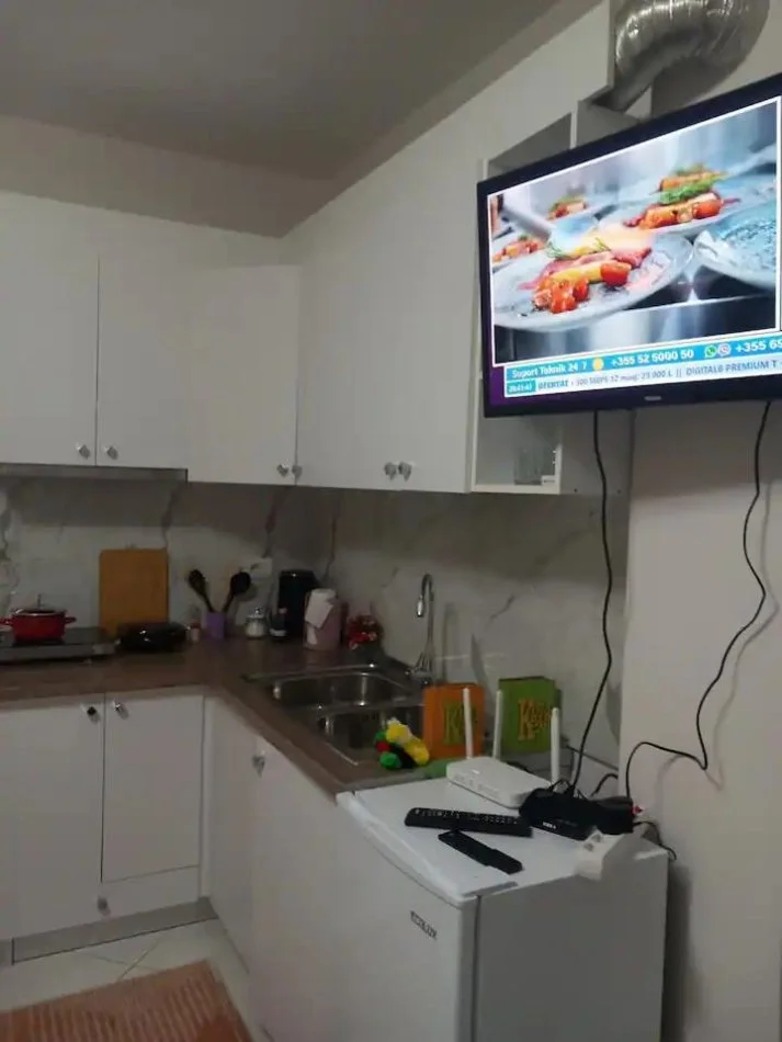 Durres, jepet me qera garsonier 1+1 Kati 5, 32 m² 250 € (Rrota Kuqe, Plazh)