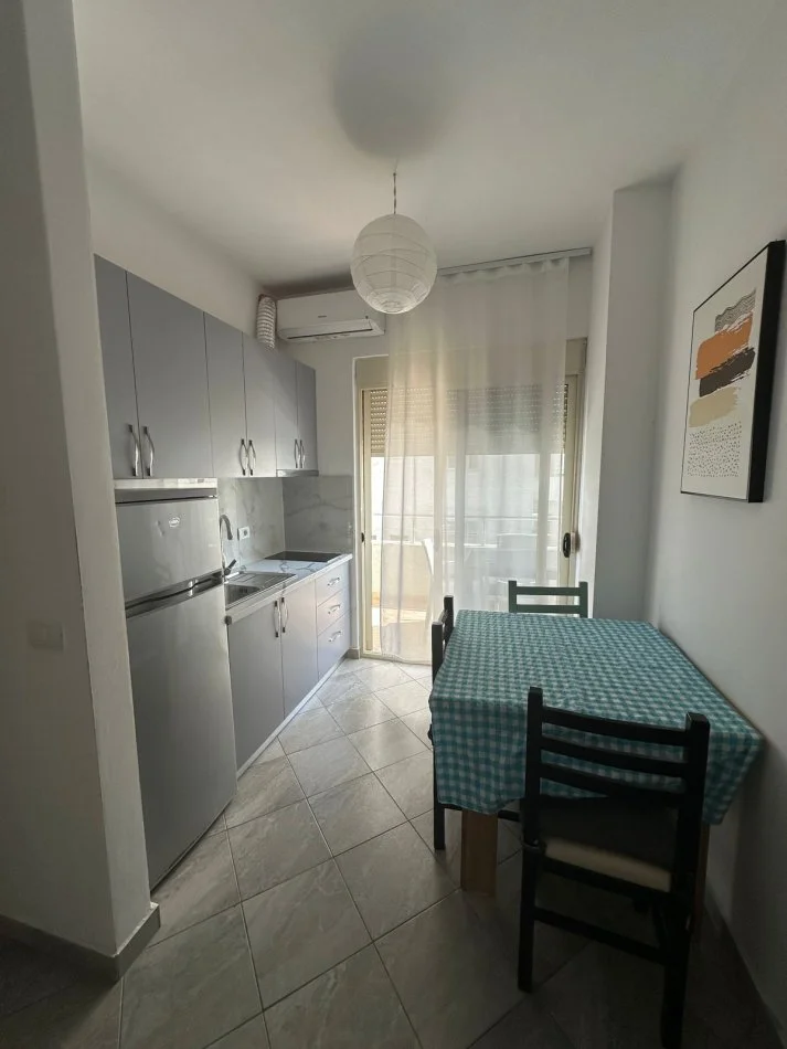 Durres, jepet me qera apartament 1+1+Ballkon , 150 € (Plepa, Durres)