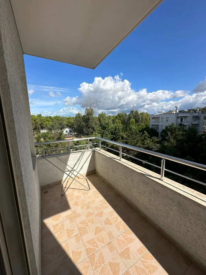 Durres, jepet me qera apartament 1+1+Ballkon , (Plepa, Durres)