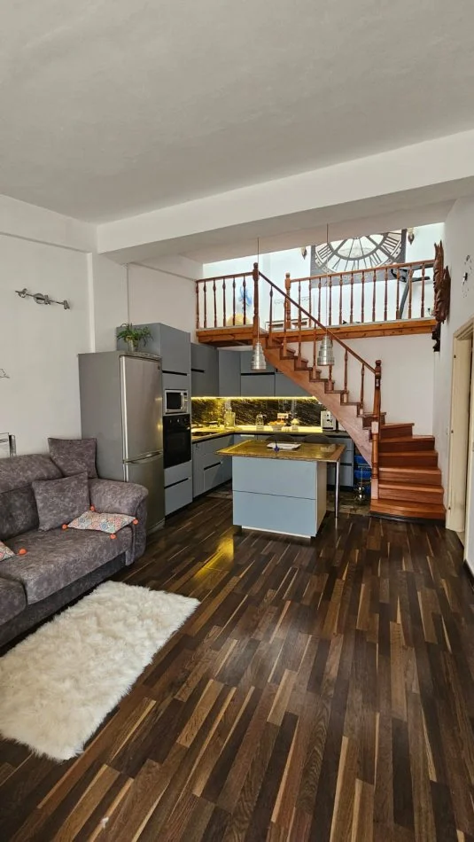 Durres, shitet apartament duplex 2+1+Ballkon Kati 3, 110 m² 131.000 € (Mali Robit)