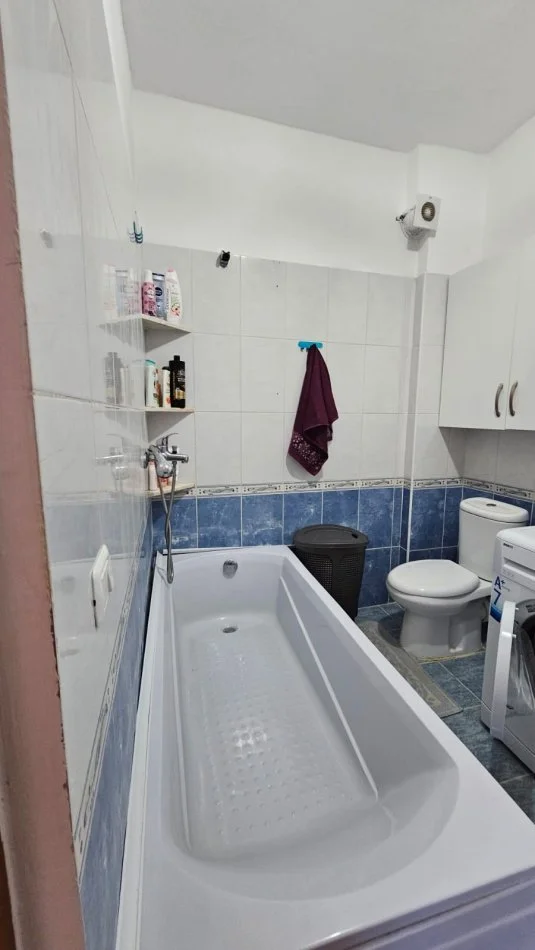 Durres, shitet apartament 2+1+Ballkon Kati 6, 120 m² 113.000 € (Shkembi Kavajes, Durres)