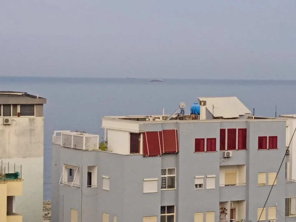 Durres, shitet apartament 1+1+Ballkon Kati 8, 62 m² 75.000 € (Shkembi Kavajes, Durres)