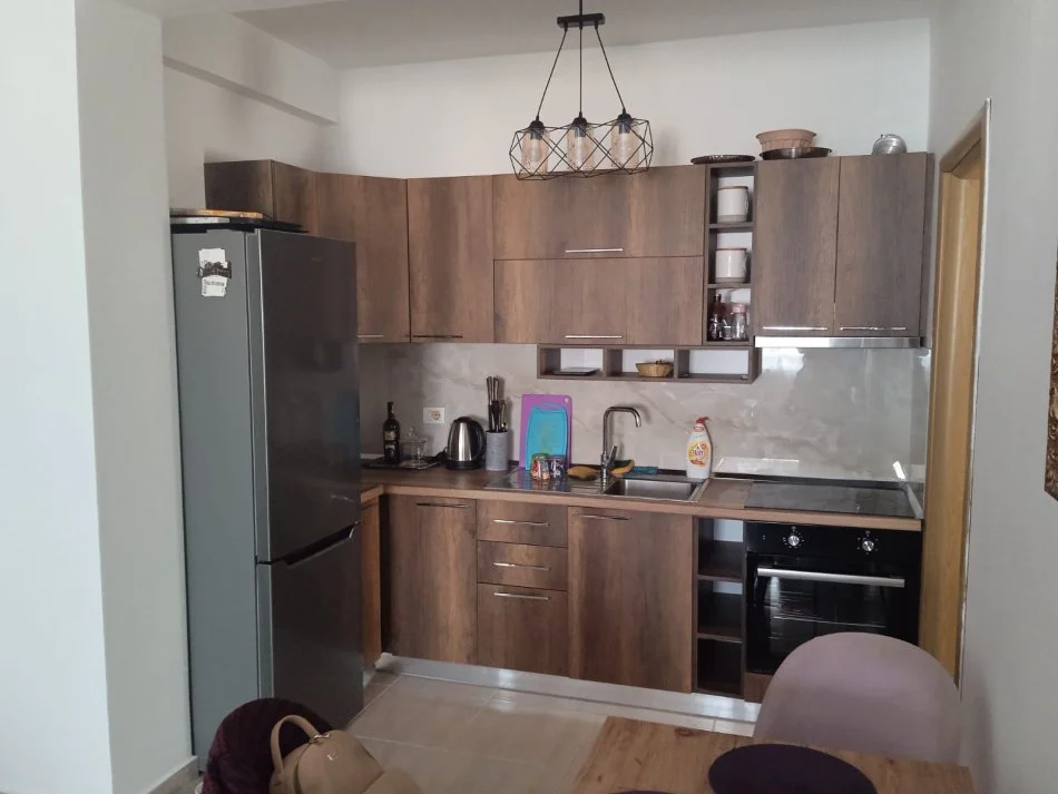 Durres, shitet apartament 1+1+Ballkon Kati 8, 62 m² 75.000 € (Shkembi Kavajes, Durres)