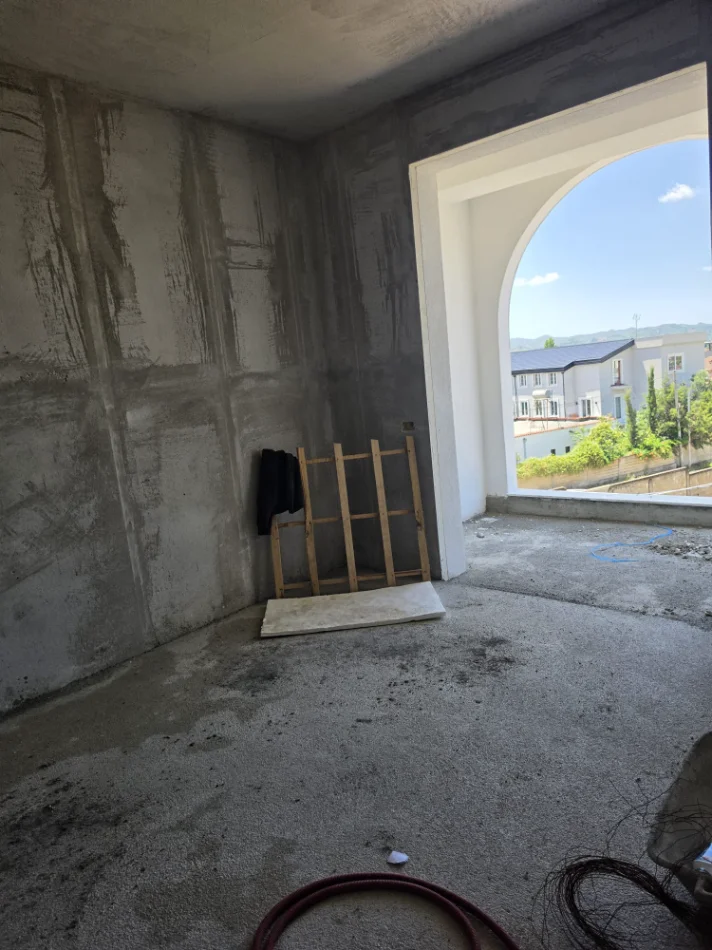 Tirane, shitet apartament 2+1+Aneks+Ballkon Kati 3, 117 m² 120.000 € (rruga fan noli)