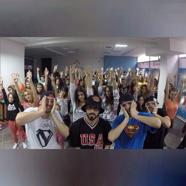 Tirane, ofrojme kercim - dance Kurse Kercimi per te gjitha moshat