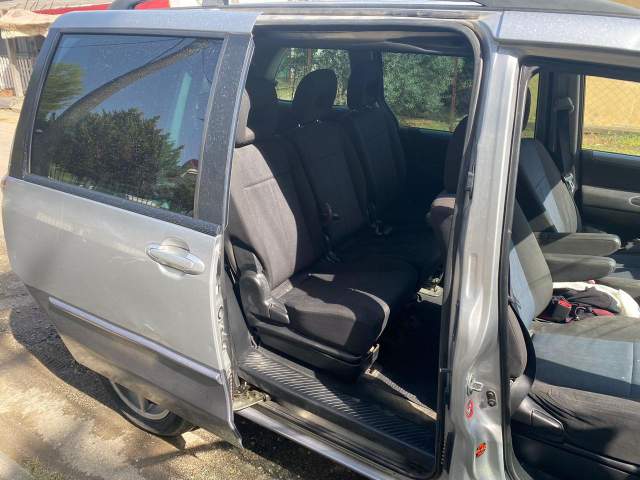 Tirane, shes xhip Mazda MPV Viti 2004, 220.000 Leke