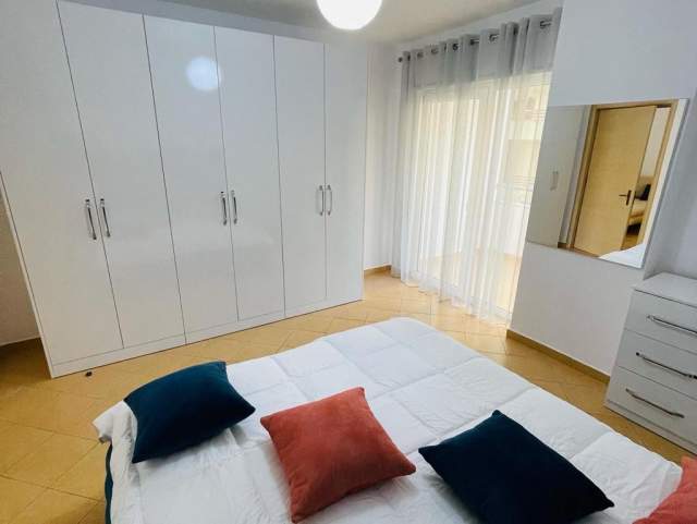 Golem plazh , shitet apartament 1+1+BLK Kati 2, 80 m² (20 m large nga deti)