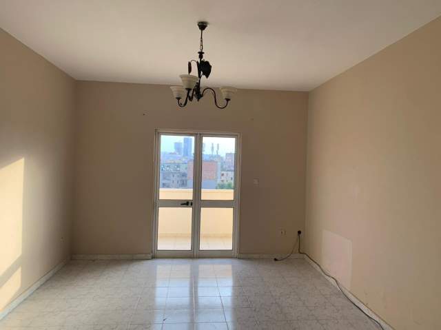 Tirane, jepet me qera 2+1 Kati 6, 100 m² 350 Euro (Kongresi i Manastirit)