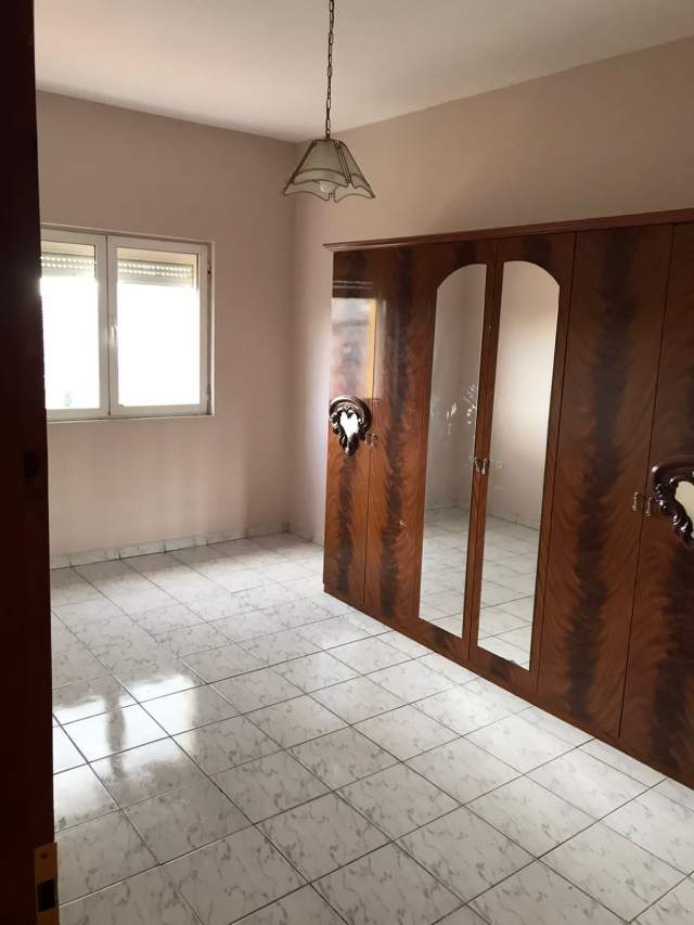 Tirane, jepet me qera apartament 2+1+BLK Kati 6, 100 m² 330 Euro (Kongresi i Manastirit)