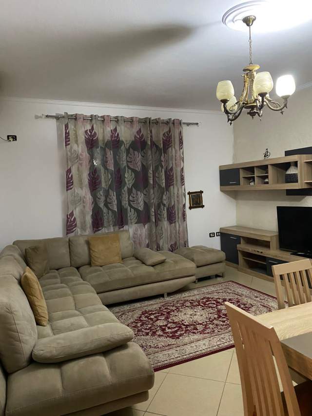 Tirane, jepet me qera apartament 2+1+A+BLK Kati 2, 120 m² 400 Euro (Don bosko)