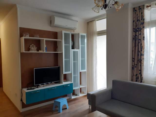 Apartament 2+1 me qira, Komuna e Parisit, Tirane