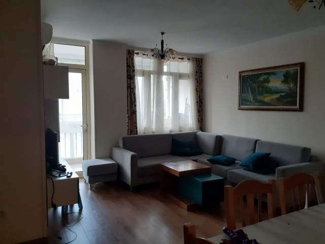 Apartament 2+1 me qira, Komuna e Parisit, Tirane