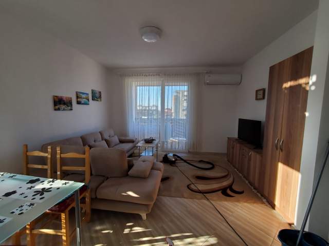 Tirane, jepet me qera 2+1+BLK Kati 3, 96 m² 480 Euro (Rruga e Dibres, direkte mbi QSUT)