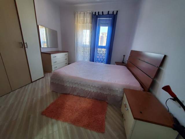 Tirane, jepet me qera 2+1+BLK Kati 3, 96 m² 480 Euro (Rruga e Dibres, direkte mbi QSUT)