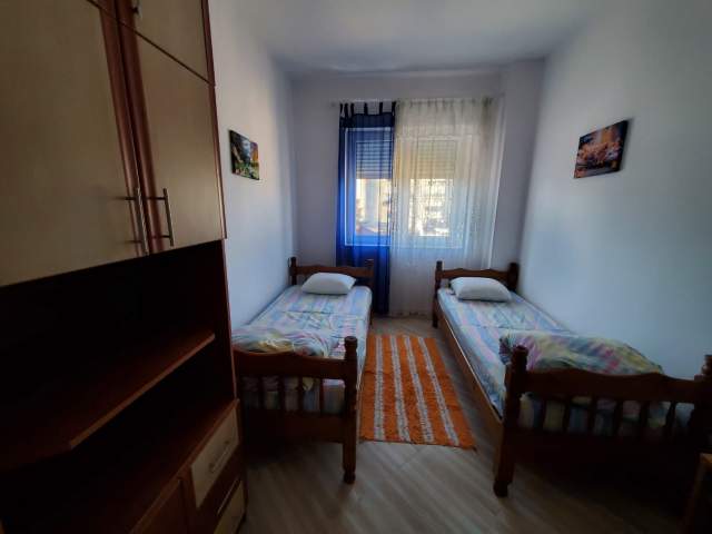 Tirane, jepet me qera 2+1+BLK Kati 3, 96 m² 480 Euro (Rruga e Dibres, direkte mbi QSUT)