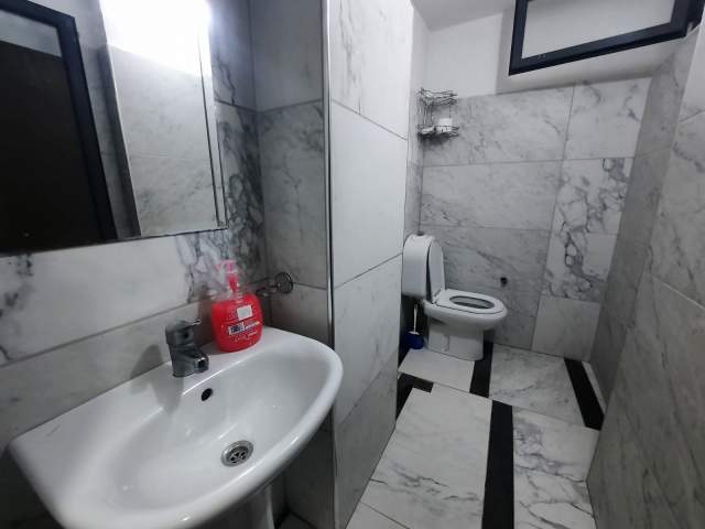 Tirane, ofert apartament 1+1+A+BLK Kati 1, 55 m² 330 Euro (Rruga gjon mili)