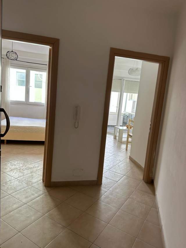 Tirane, jepet me qera apartament 1+1+BLK Kati 3, 67 m² 350 Euro (Kodra e diellit)