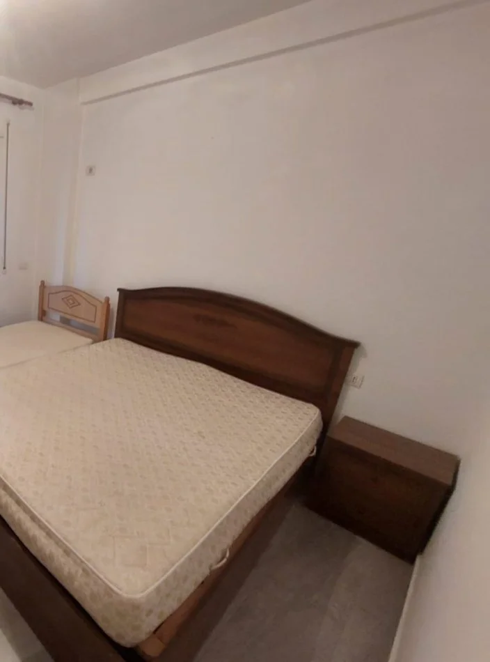 Tirane, jepet me qera apartament 1+1 Kati 5, 63 m² (Mbrapa Nela 5,Astir)