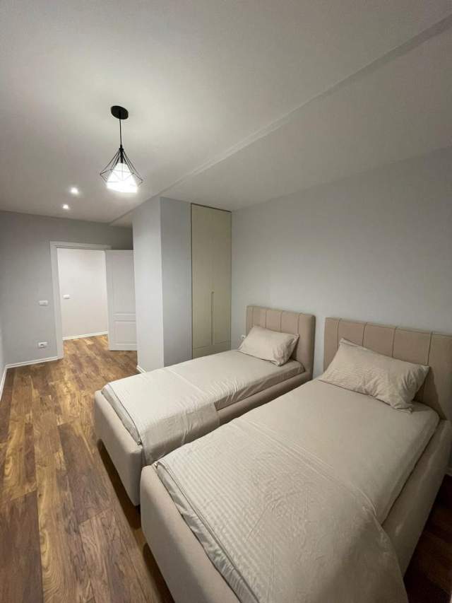 Tirane, jepet me qera apartament 2+1+A+BLK Kati 7, 120 m² 700 Euro (Rezidenca Turdiu)
