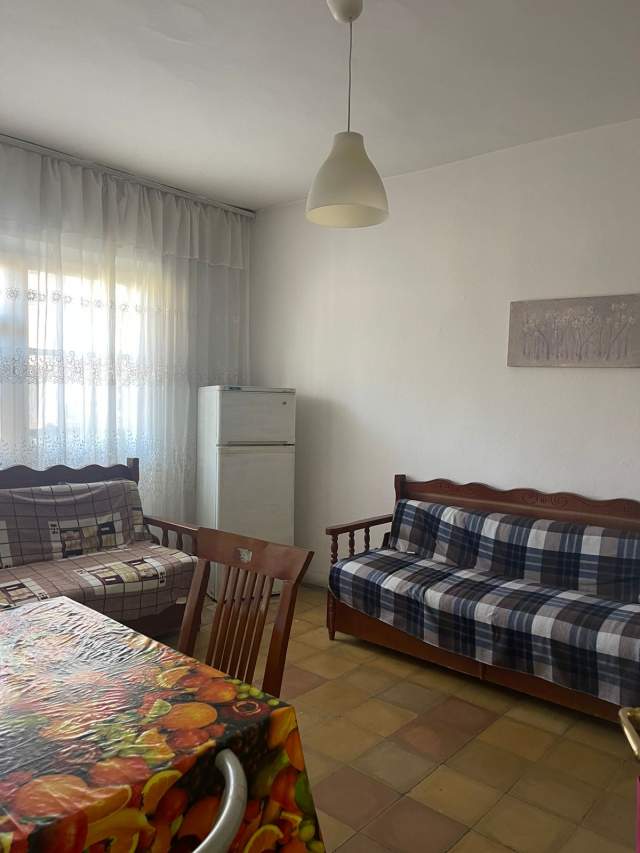 Tirane, jepet me qera apartament 2+1 Kati 4, 90 m² 450 Euro (Rruga Muhamet Gjollesha Tiranë,Shqipëria)