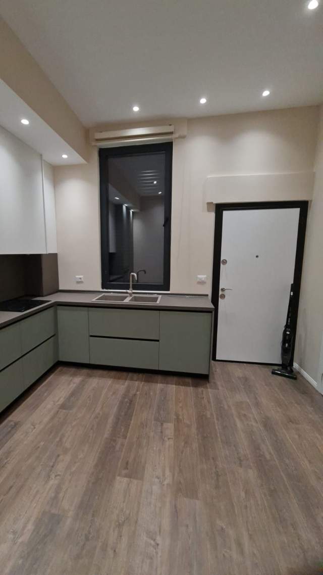 Tirane, jepet me qera apartament duplex Kati 2, 165 m² 1.200 Euro (Kodra e Diellit)
