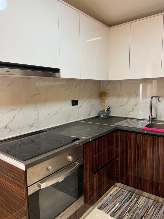 Tirane, jepet me qera apartament 2+1+A+BLK Kati 5, 100 m² 40.000 Leke (5maj)
