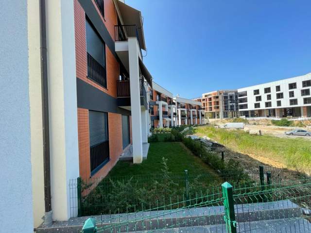 Tirane, jap me qera apartament Kati 0, 120 m² 1.800 Euro (Prane Vet Hospital)