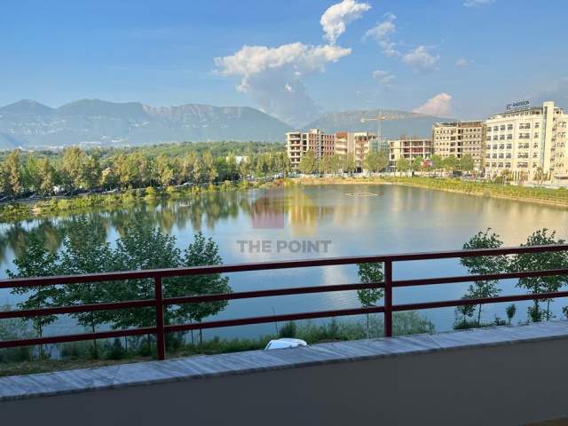 Tirane, jepet me qera apartament 3+1+A+BLK Kati 2, 130 m² 550 Euro (Liqeni Thate)