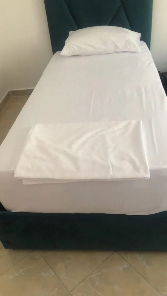 Tirane, jepet me qera apartament 2+1 Kati 2, 600 € 