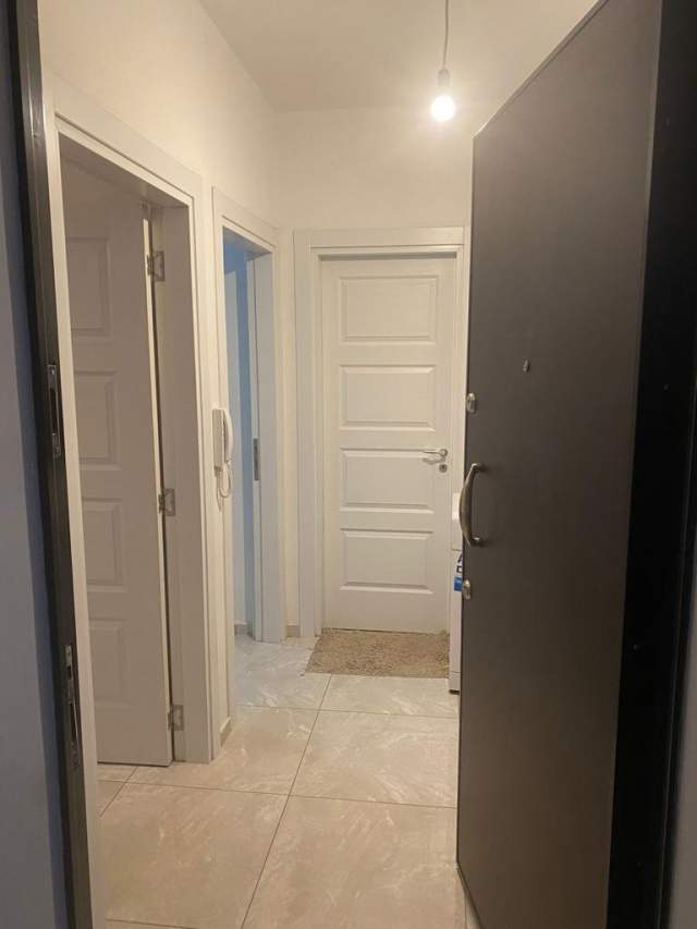 Tirane, jepet me qera apartament 1+1+BLK Kati 5, 55 m² 400 Euro (Benjamin Kruta)