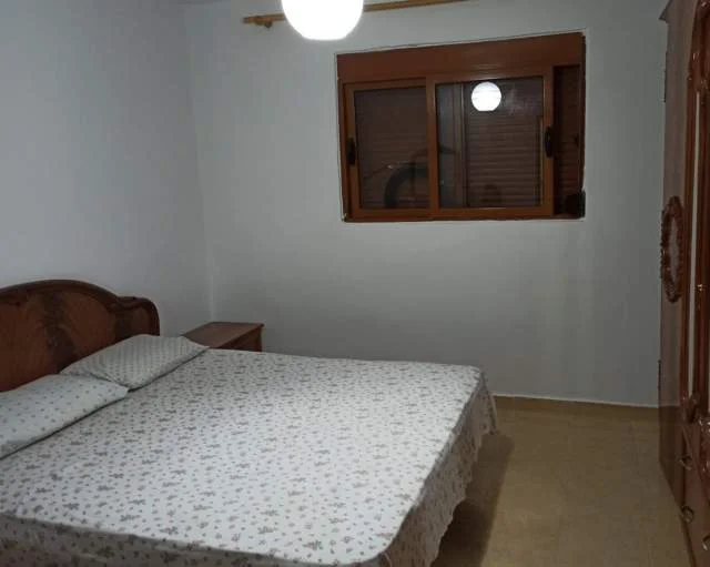 Tirane, jepet me qera apartament 1+1+BLK Kati 1, 60 m² 250 Euro (herman gmeiner)