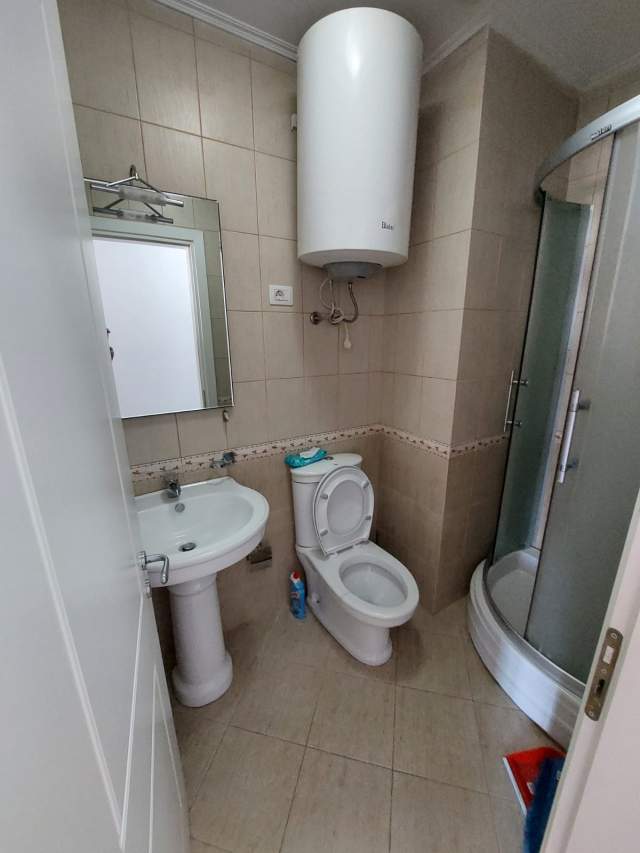 Tirane, shitet apartament 2+1+BLK Kati 5, 118 m² 198.000 Euro (Rruga Don Bosko)