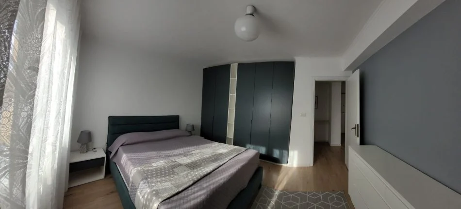 Tirane, Ambasada Gjermane jepet me qera apartament 2+1+Ballkon Kati 8, 112 m² 750 € (Frederik shiroka)