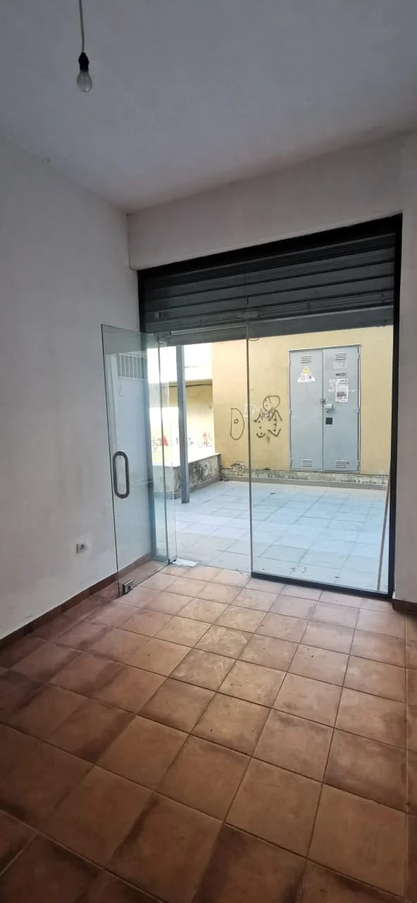 Ambjent me Qera 15 m2