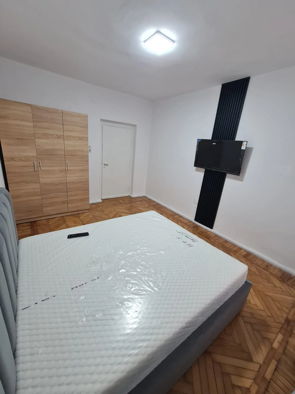 Apartament me Qera 2+1