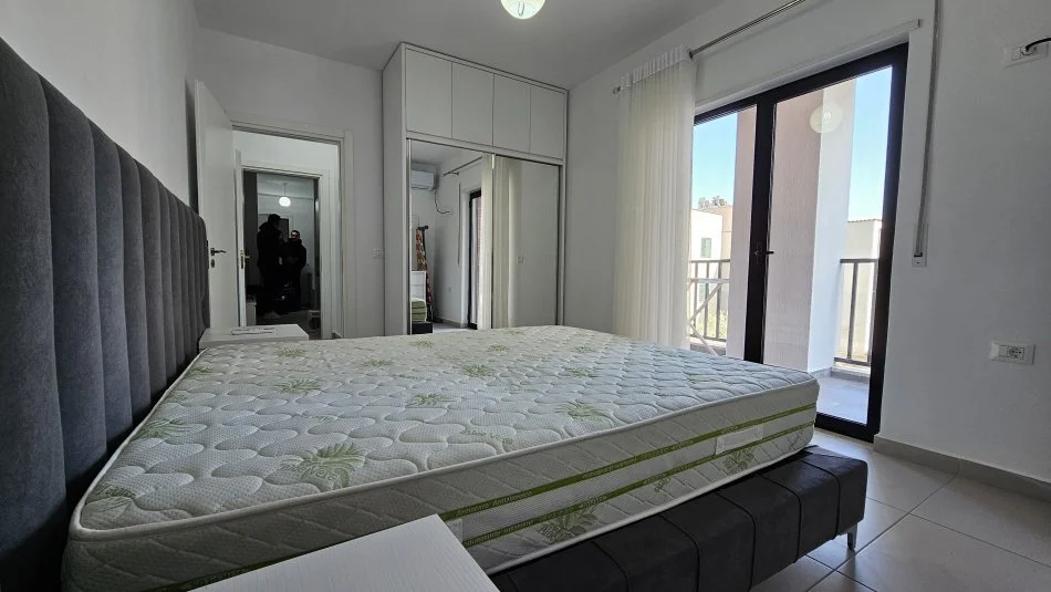 Super apartament 1+1 me qira,prane Qendres, Kompleksi Halili!