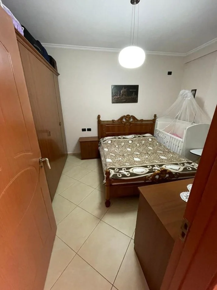 Tirane, shitet apartament 1+1, Kati 5, 57 m² (Fresku)