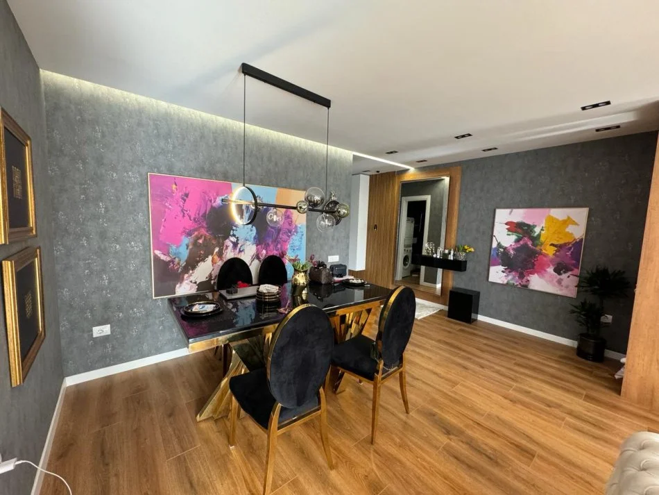 Tirane, shes apartament 2+1+Aneks, Kati 5, 136 m² 280,000 € (Frosina Plaku)