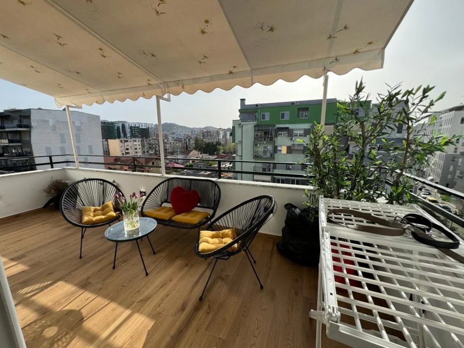 Tirane, shes apartament 2+1+Aneks, Kati 5, 136 m² 280,000 € (Frosina Plaku)