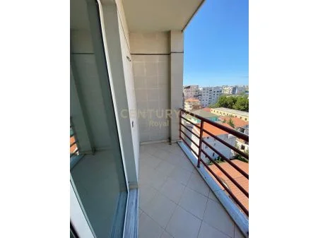 Tirane, jepet me qera apartament , Kati 7, 69 m2 450 € 