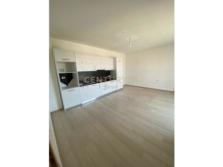 Tirane, jepet me qera apartament , Kati 7, 69 m2 450 € 